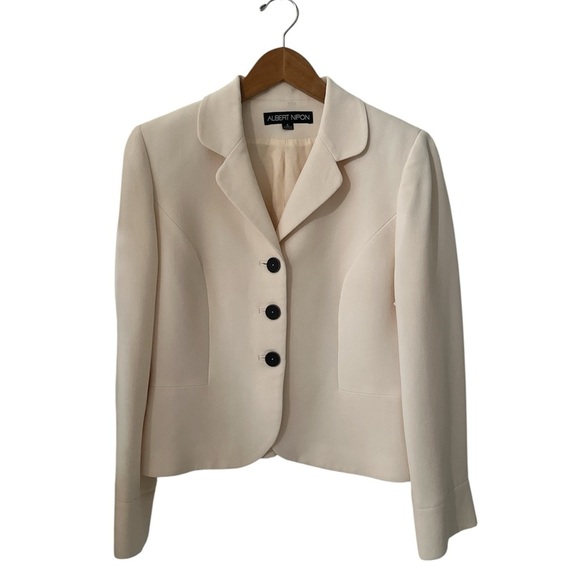 Albert Nipon Jackets & Blazers - Albert Nipon Fully Lined Cream Blazer sz 6